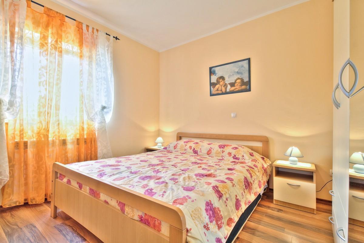 Lorena Apartments Umag Bagian luar foto