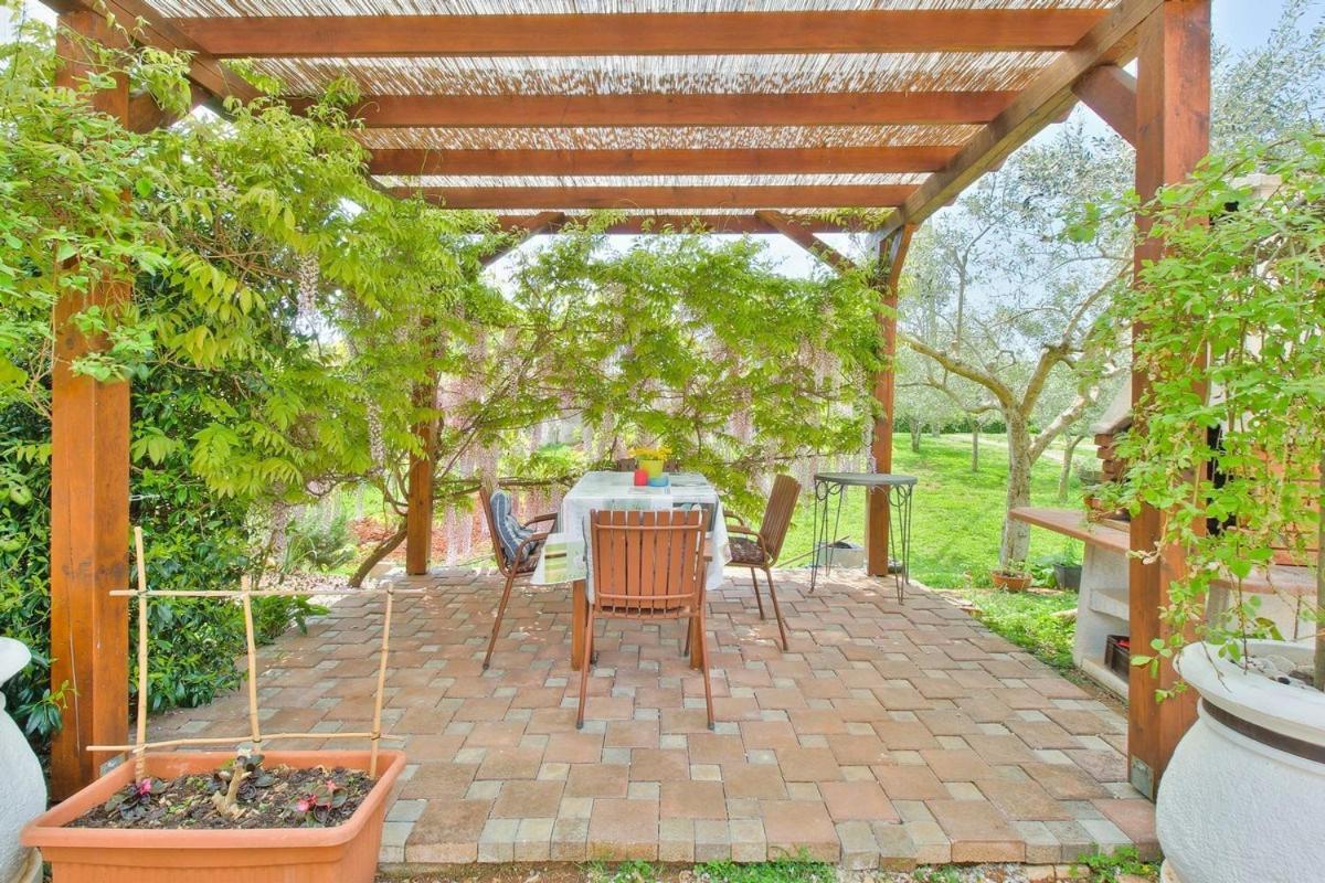 Lorena Apartments Umag Bagian luar foto
