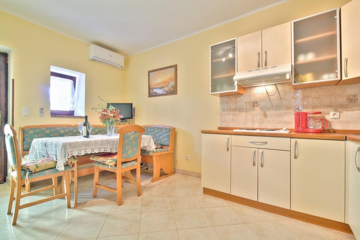 Lorena Apartments Umag Bagian luar foto